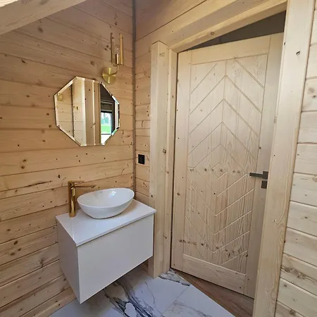 シャレー Alpen House