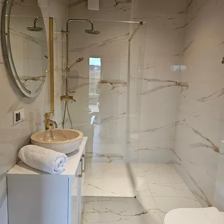 Alpen House シャレー Dursztyn